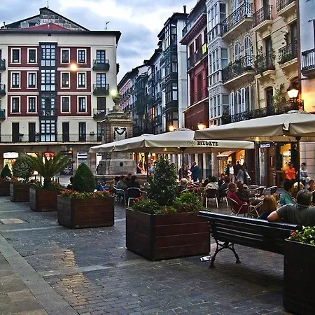 Habitacion Privada En El Centro De Bilbao Exterior photo